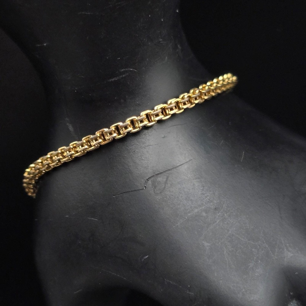 Monet Gold Tone Box Chain Link Bracelet Vintage Costume Jewelry